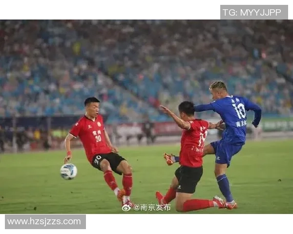 南京足球队在城市联赛中的速度优势分析与表现点评 南京足球队在城市联赛中的速度优势分析与表现点评