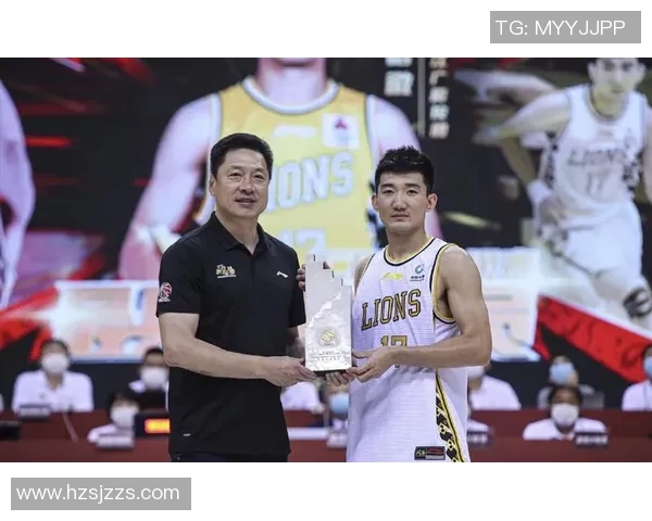 深圳篮球队默契配合的深度分析与战术探讨